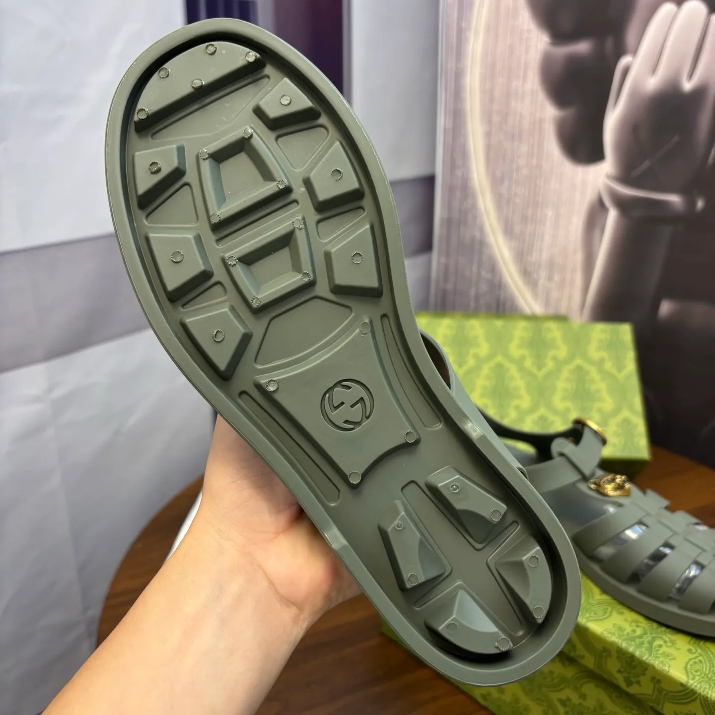 Men's shoes 260💰 [Gucci] Counter quality, top-quality original goods, real photos! Original TPU material, fine workmanship, comfortable; genuine 1:1 replica Size: 36 ~ 46